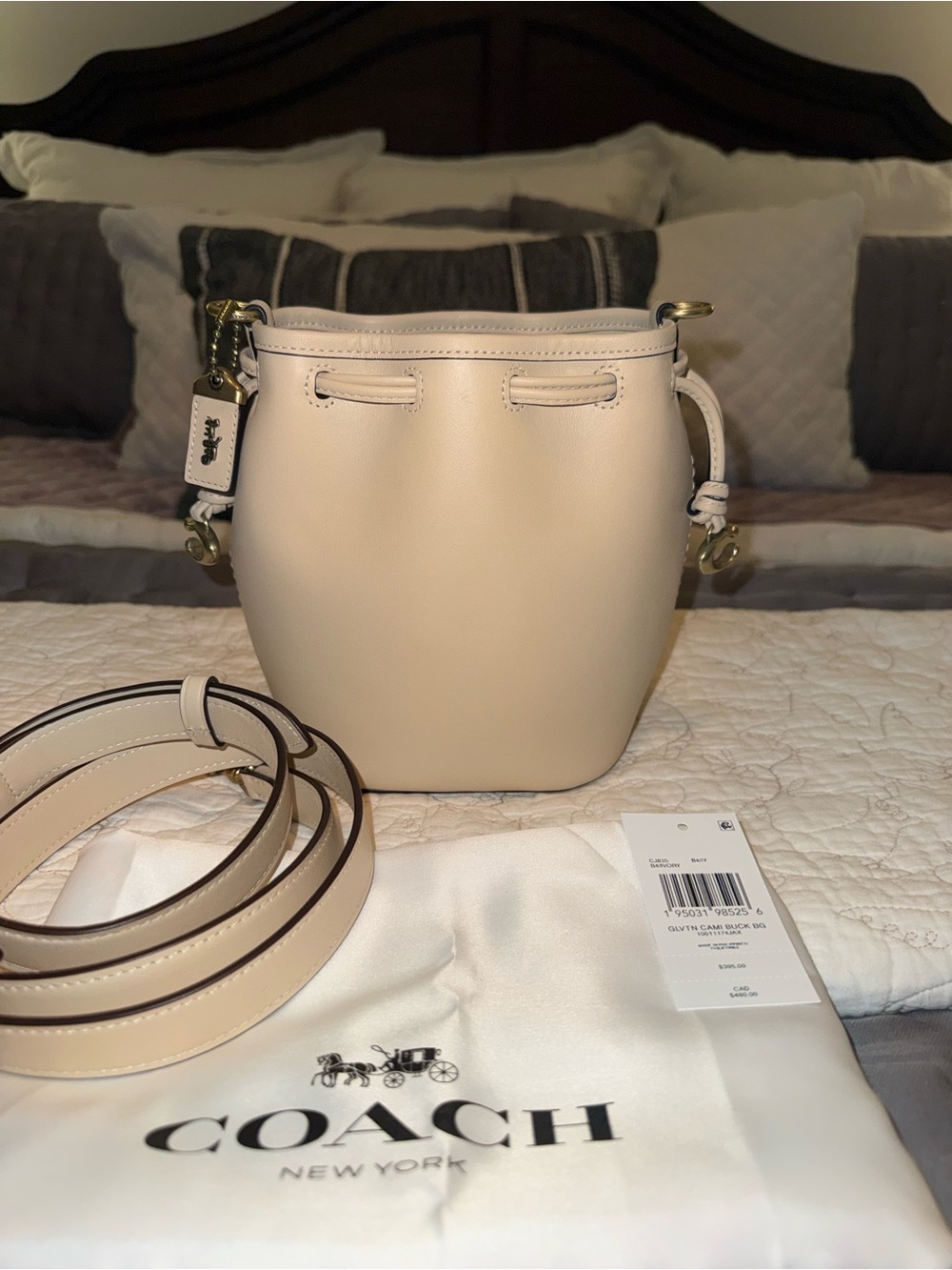 NWT Coach Camila Bucket Bag 1941 Ivory